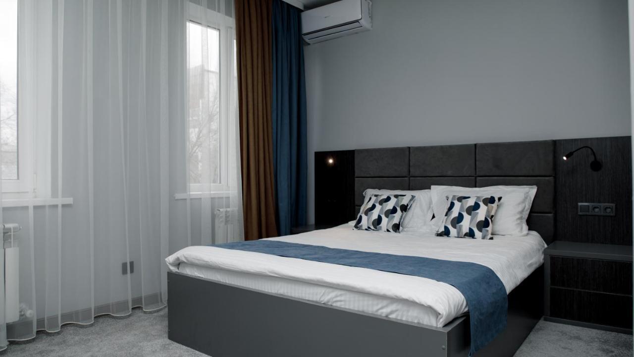 Zodiac Hotel Atyrau Exterior photo