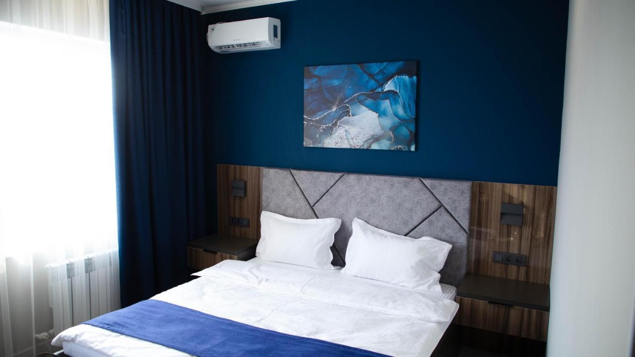 Zodiac Hotel Atyrau Exterior photo