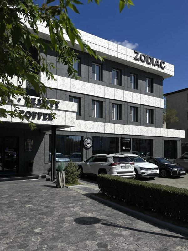 Zodiac Hotel Atyrau Exterior photo